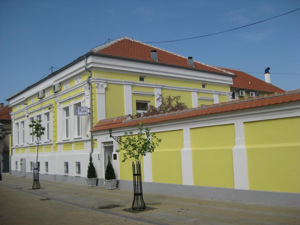 Hôtel Konak à Požarevac Extérieur photo